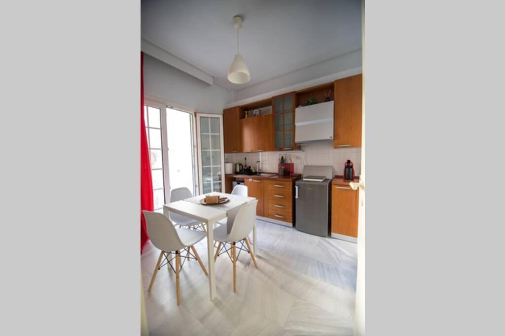 לריסה Your Cozy Downtown Home - Apartment מראה חיצוני תמונה